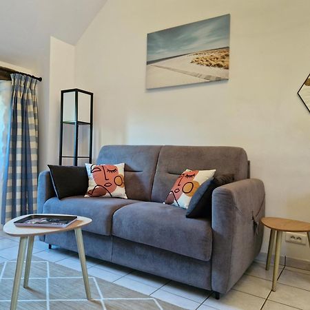 Studio Nid Cosy Avec Piscine Bonnemain Exterior photo